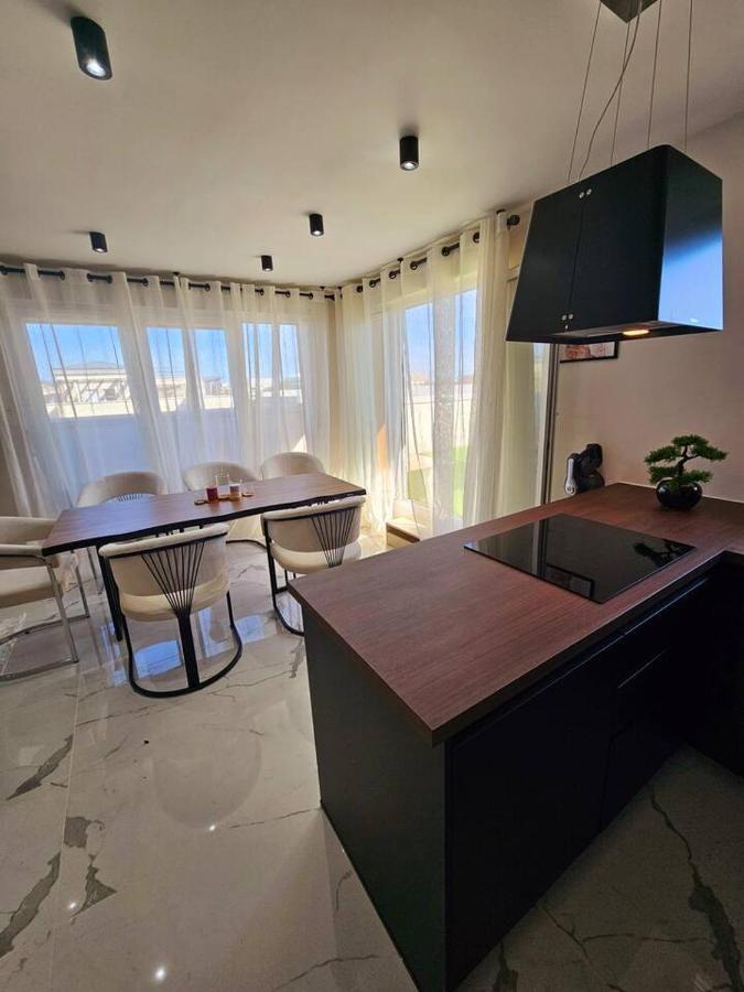 Stylish Rooftop Avec Terrasse A 2Pas De Disney Paris Монтеврен Екстер'єр фото
