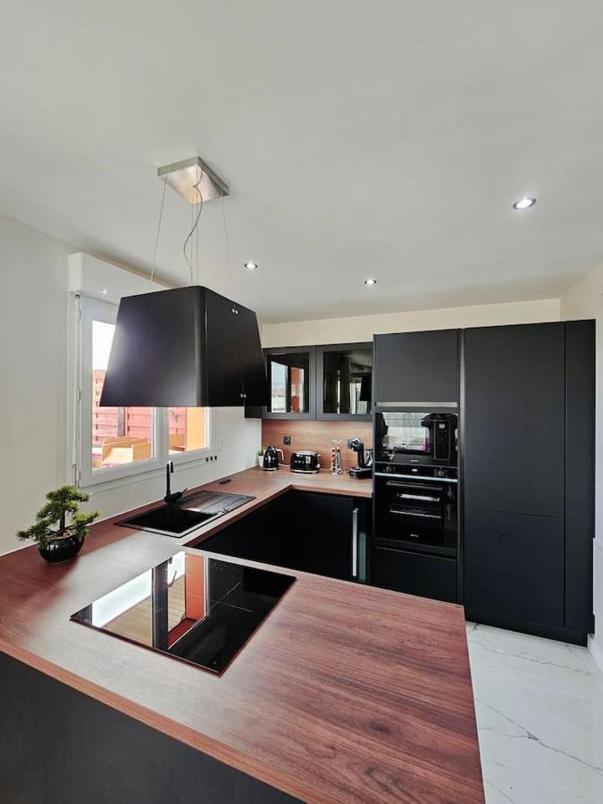 Stylish Rooftop Avec Terrasse A 2Pas De Disney Paris Монтеврен Екстер'єр фото