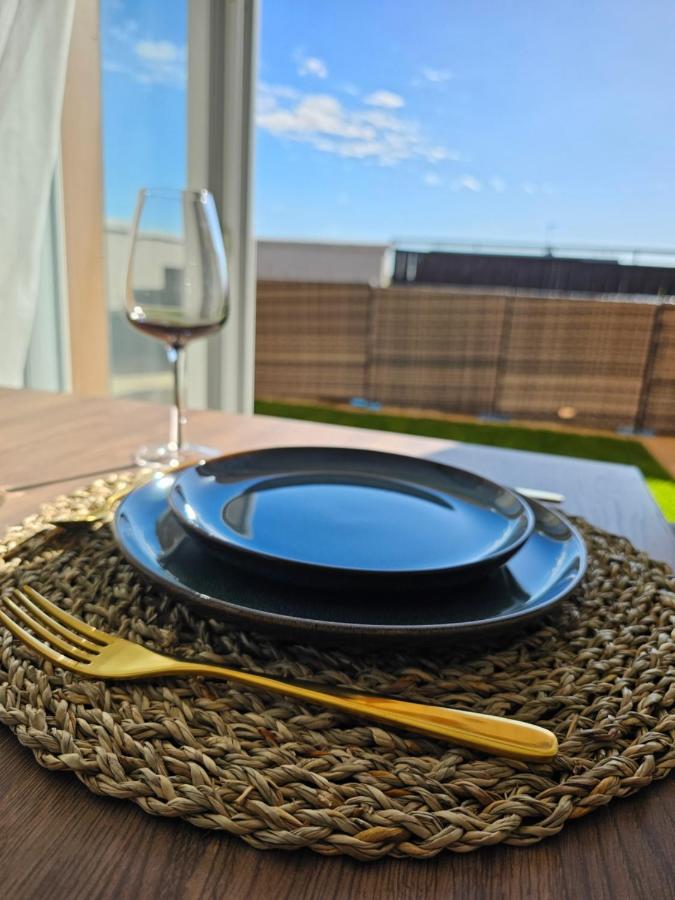 Stylish Rooftop Avec Terrasse A 2Pas De Disney Paris Монтеврен Екстер'єр фото