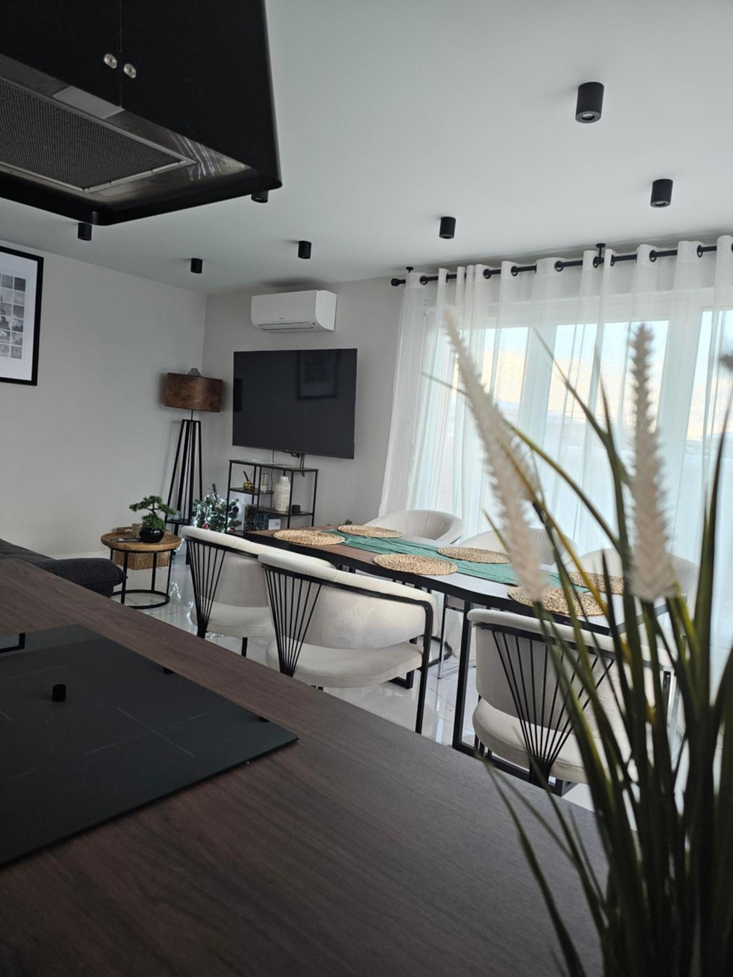 Stylish Rooftop Avec Terrasse A 2Pas De Disney Paris Монтеврен Екстер'єр фото